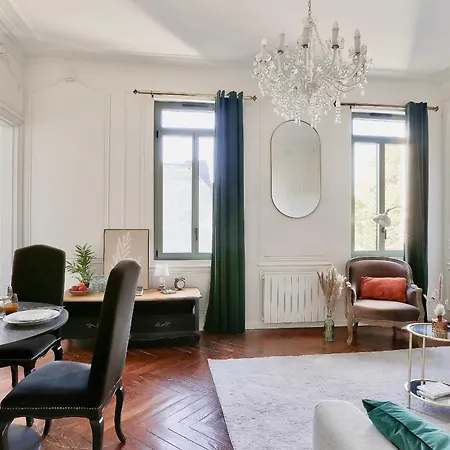 Apartman F1-rouen-gare-gros Horloge